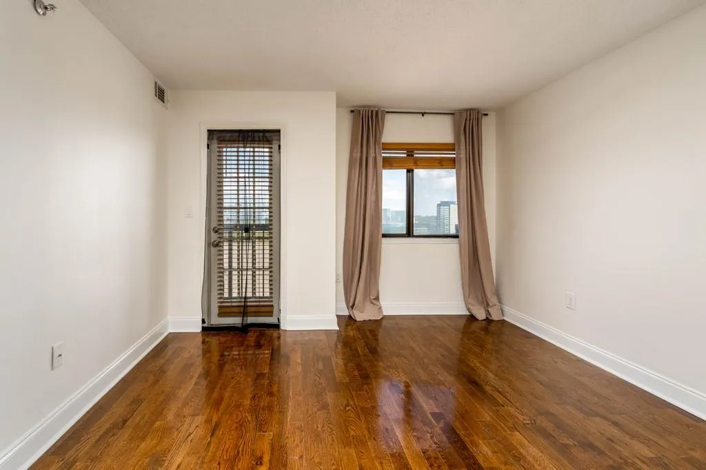 795 Hammond Drive Unit 1004, Sandy Springs, Georgia 30328, 1 Bedroom Bedrooms, ,1 BathroomBathrooms,Residential,Sold,795 Hammond Drive Unit 1004,6790061