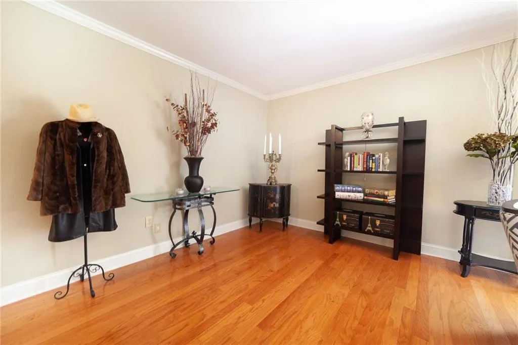 6900 Roswell Road Unit Q14, Atlanta, Georgia 30328, 2 Bedrooms Bedrooms, ,2 BathroomsBathrooms,Residential,Sold,6900 Roswell Road Unit Q14,6047278