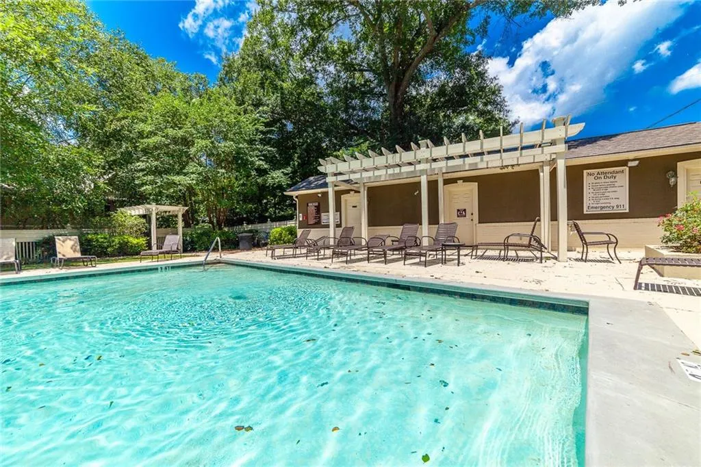 6900 Roswell Road Unit Q14, Atlanta, Georgia 30328, 2 Bedrooms Bedrooms, ,2 BathroomsBathrooms,Residential,Sold,6900 Roswell Road Unit Q14,6047278