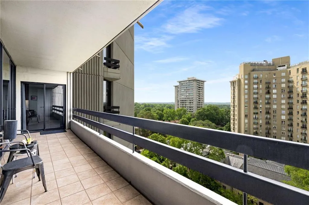 2660 Peachtree Road Nw Unit 13h, Atlanta, Georgia 30305, 2 Bedrooms Bedrooms, ,2 BathroomsBathrooms,Residential,For Sale,2660 Peachtree Road Nw Unit 13h,7659068 2660 Peachtree Road Nw Unit 13h, Atlanta, Georgia 30305, 2 Bedrooms Bedrooms, ,2 BathroomsBathrooms,Residential,For Sale,2660 Peachtree Road Nw Unit 13h,7659068