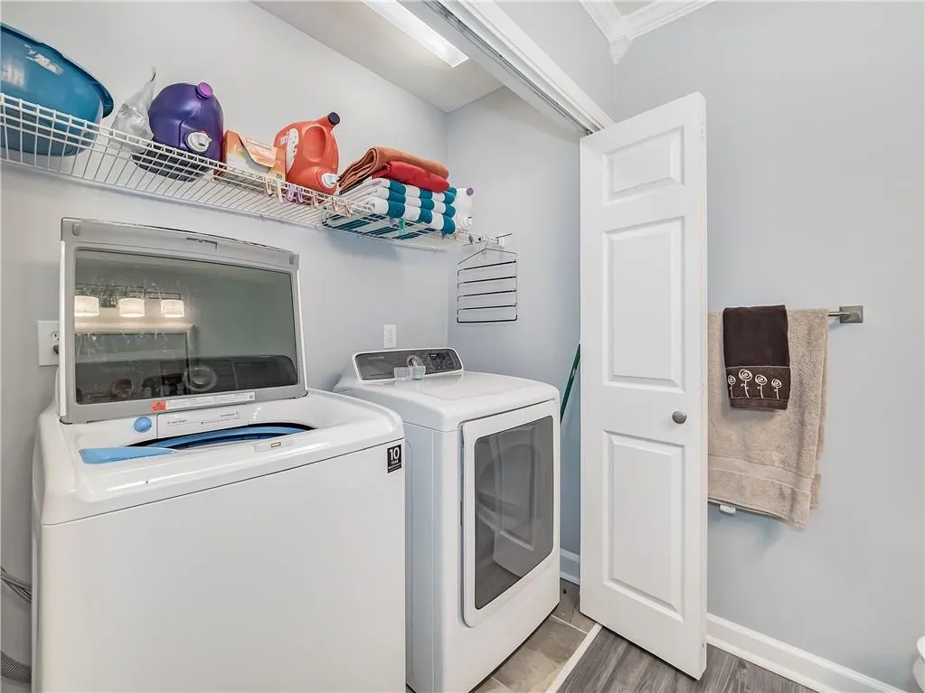 7500 Roswell Road Unit 126, Sandy Springs, Georgia 30350, 3 Bedrooms Bedrooms, ,2 BathroomsBathrooms,Residential,Sold,7500 Roswell Road Unit 126,6973541