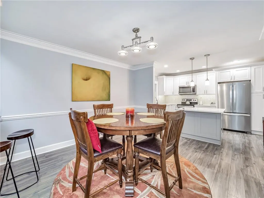 7500 Roswell Road Unit 126, Sandy Springs, Georgia 30350, 3 Bedrooms Bedrooms, ,2 BathroomsBathrooms,Residential,Sold,7500 Roswell Road Unit 126,6973541