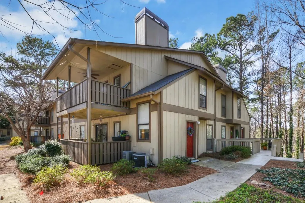 408 Woodcliff Drive, Sandy Springs, Georgia 30350, 2 Bedrooms Bedrooms, ,1 BathroomBathrooms,Residential,Sold,408 Woodcliff Drive,6510843