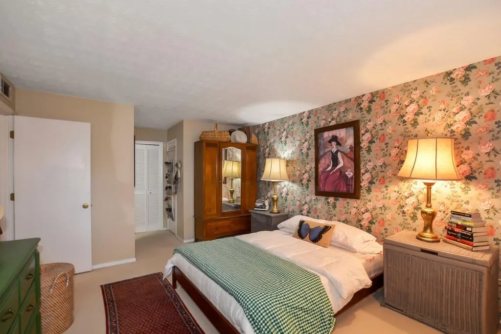 408 Woodcliff Drive, Sandy Springs, Georgia 30350, 2 Bedrooms Bedrooms, ,1 BathroomBathrooms,Residential,Sold,408 Woodcliff Drive,6510843
