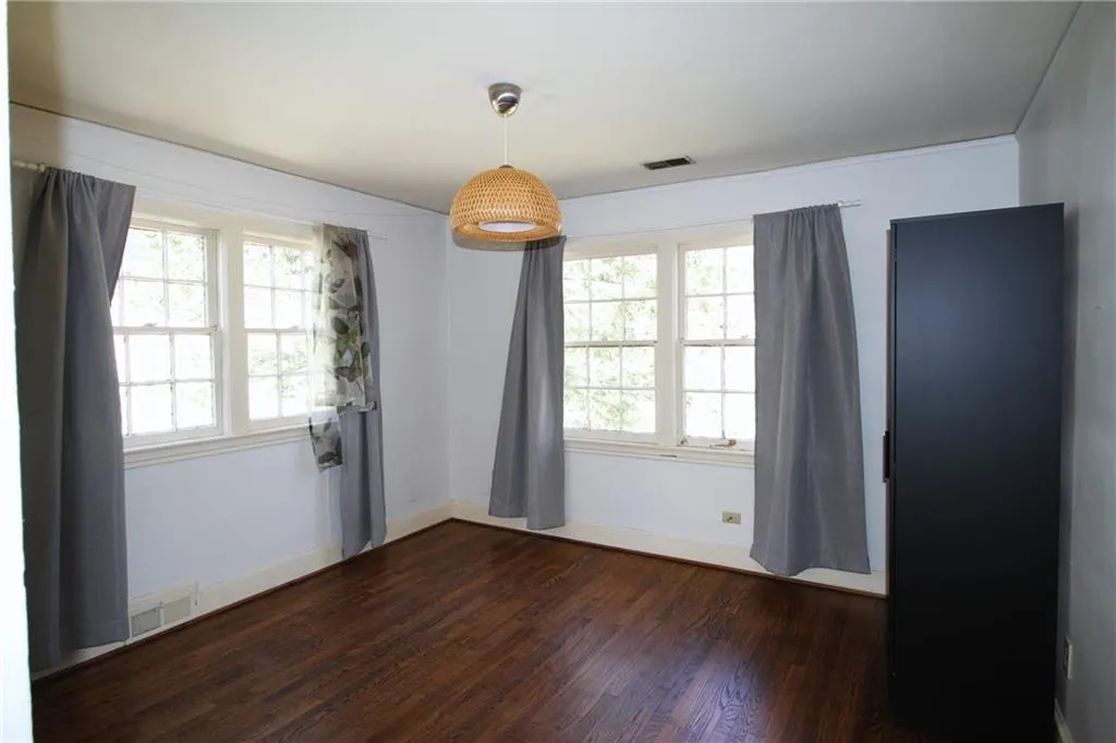 Front bedroom