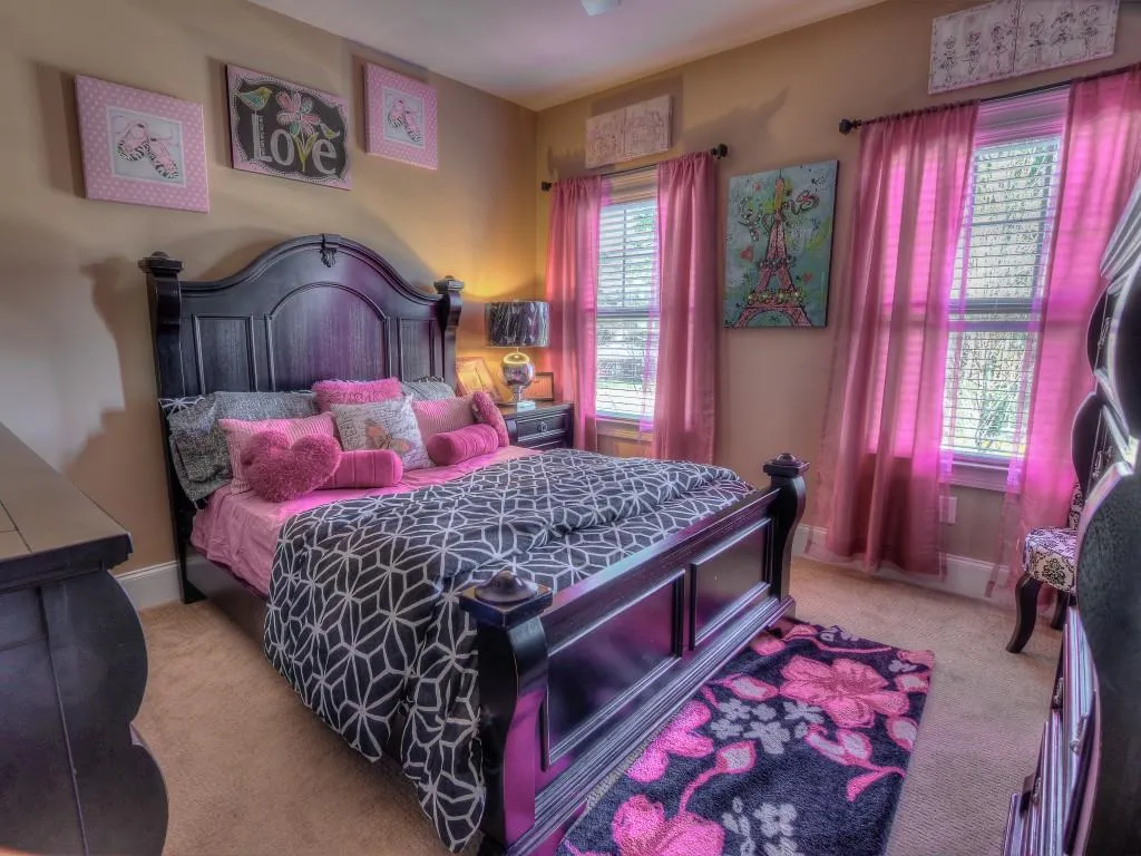 443 Alderwood Street Nw Unit 18, Sandy Springs, Georgia 30328, 3 Bedrooms Bedrooms, ,3 BathroomsBathrooms,Residential,Sold,443 Alderwood Street Nw Unit 18,5632881