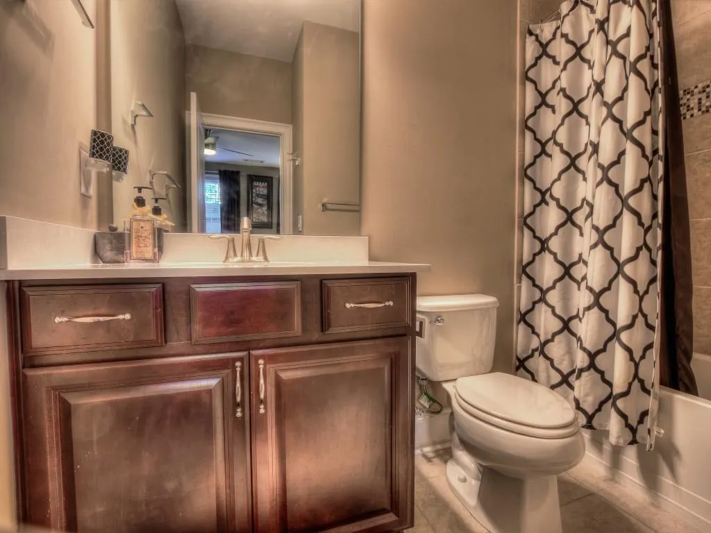 443 Alderwood Street Nw Unit 18, Sandy Springs, Georgia 30328, 3 Bedrooms Bedrooms, ,3 BathroomsBathrooms,Residential,Sold,443 Alderwood Street Nw Unit 18,5632881