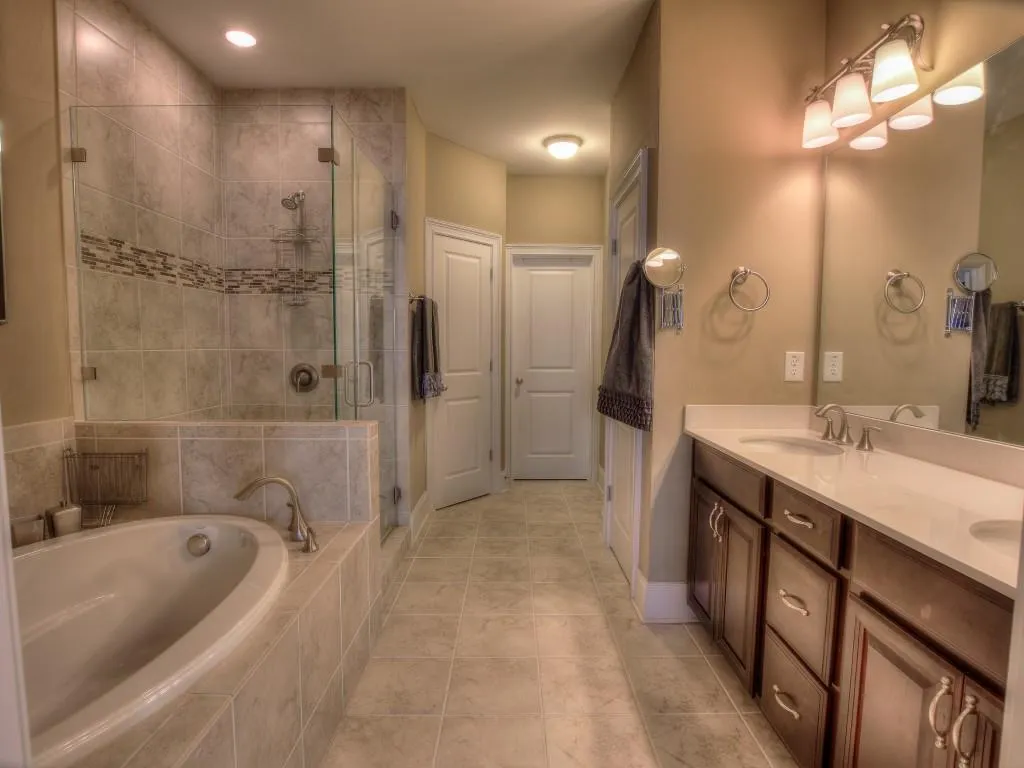 443 Alderwood Street Nw Unit 18, Sandy Springs, Georgia 30328, 3 Bedrooms Bedrooms, ,3 BathroomsBathrooms,Residential,Sold,443 Alderwood Street Nw Unit 18,5632881