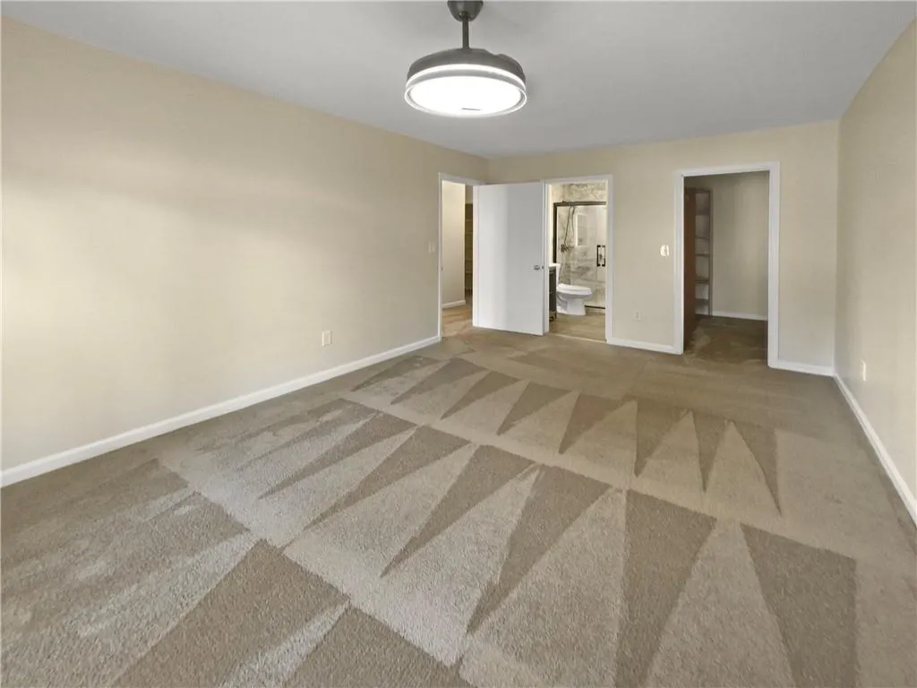 3805 Stonewall Terrace Se Unit 3805, Atlanta, Georgia 30339, 3 Bedrooms Bedrooms, ,2 BathroomsBathrooms,Residential,For Sale,3805 Stonewall Terrace Se Unit 3805,7626276