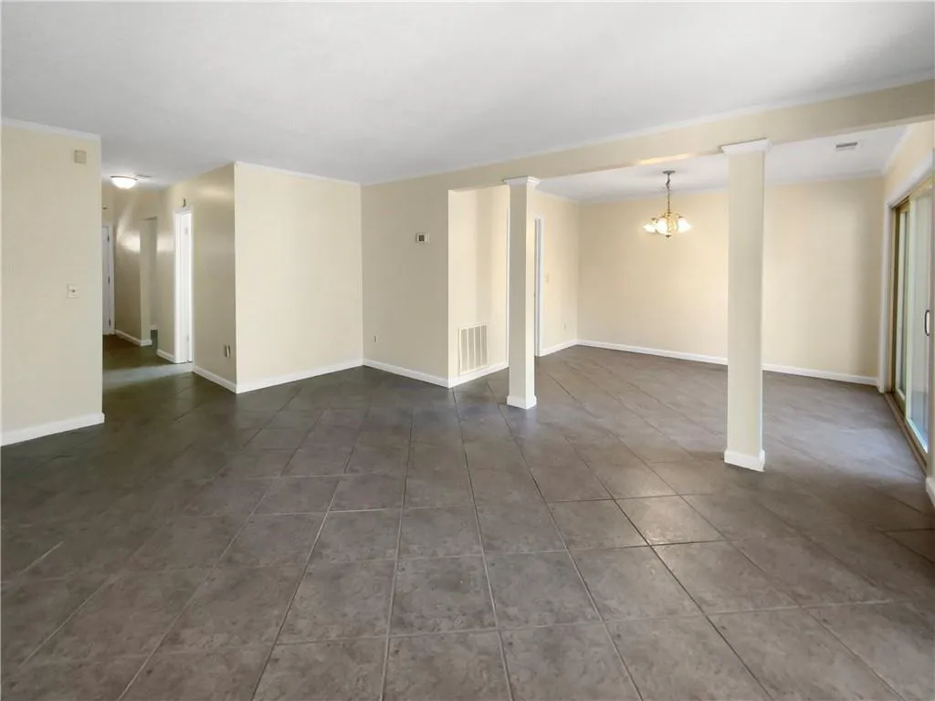 3805 Stonewall Terrace Se Unit 3805, Atlanta, Georgia 30339, 3 Bedrooms Bedrooms, ,2 BathroomsBathrooms,Residential,For Sale,3805 Stonewall Terrace Se Unit 3805,7626276