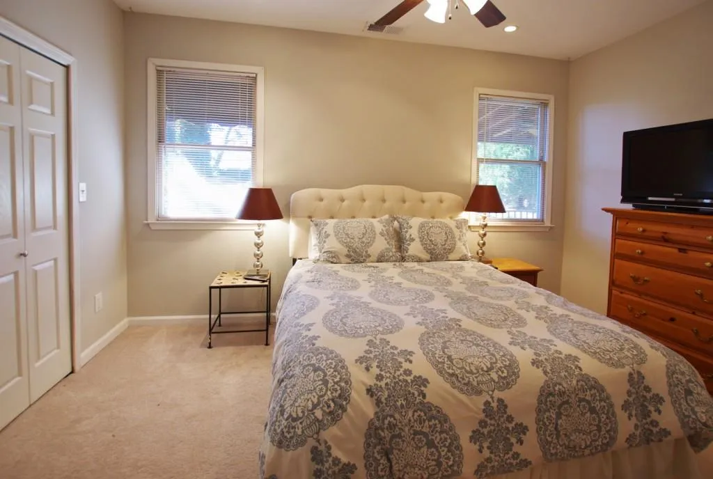 141 Spruell Springs Road, Sandy Springs, Georgia 30342, 3 Bedrooms Bedrooms, ,2 BathroomsBathrooms,Residential,Sold,141 Spruell Springs Road,5885328