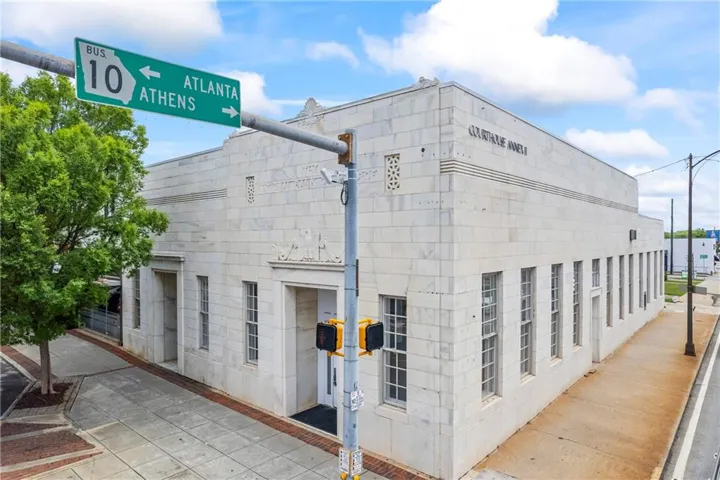 100 N Broad Street, Monroe, Georgia 30655
