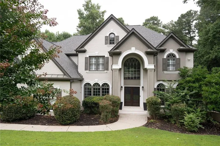 715 Fawn Ridge Court, Roswell, Georgia 30075