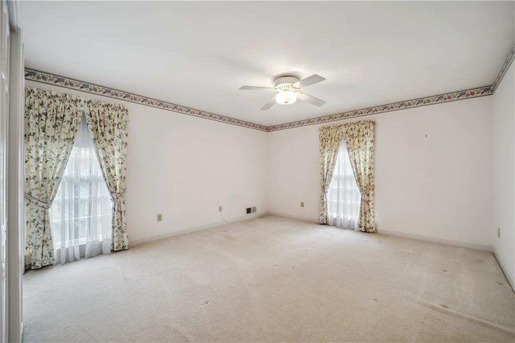 7520 Spalding Lane, Sandy Springs, Georgia 30350, 5 Bedrooms Bedrooms, ,4 BathroomsBathrooms,Residential,Sold,7520 Spalding Lane,7224059