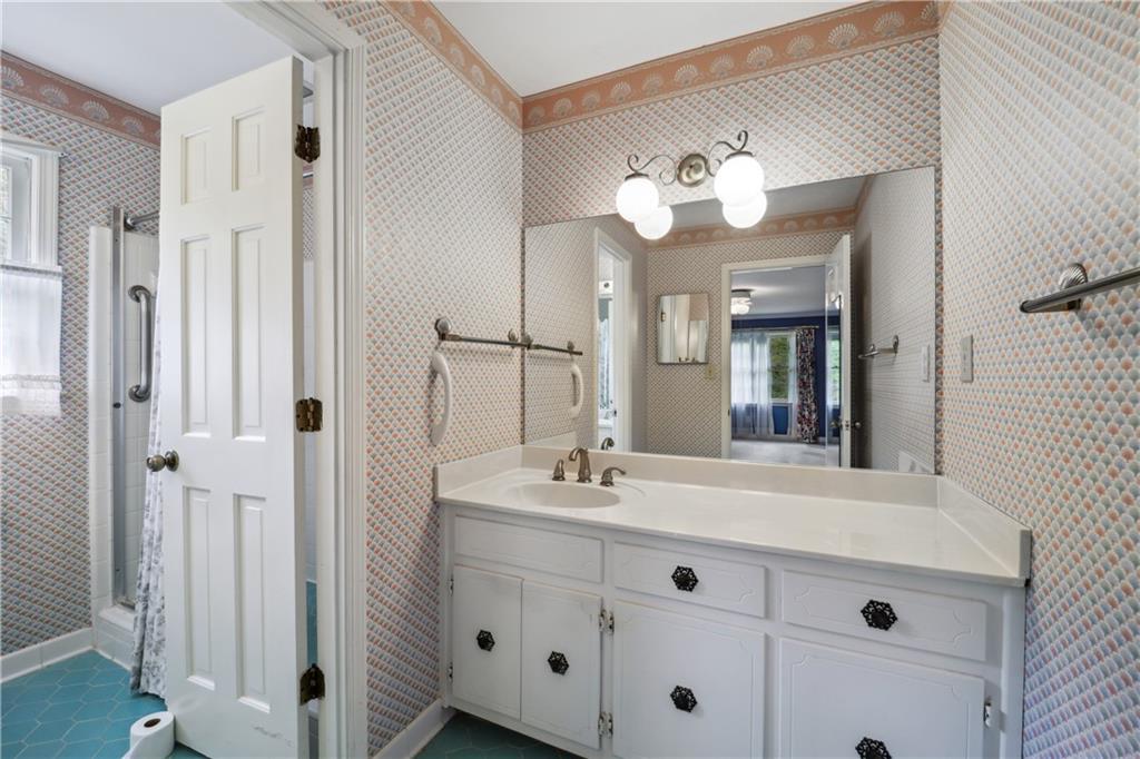7520 Spalding Lane, Sandy Springs, Georgia 30350, 5 Bedrooms Bedrooms, ,4 BathroomsBathrooms,Residential,Sold,7520 Spalding Lane,7224059