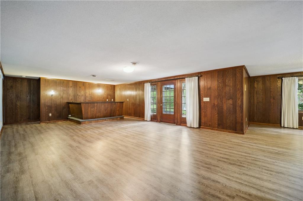 7520 Spalding Lane, Sandy Springs, Georgia 30350, 5 Bedrooms Bedrooms, ,4 BathroomsBathrooms,Residential,Sold,7520 Spalding Lane,7224059