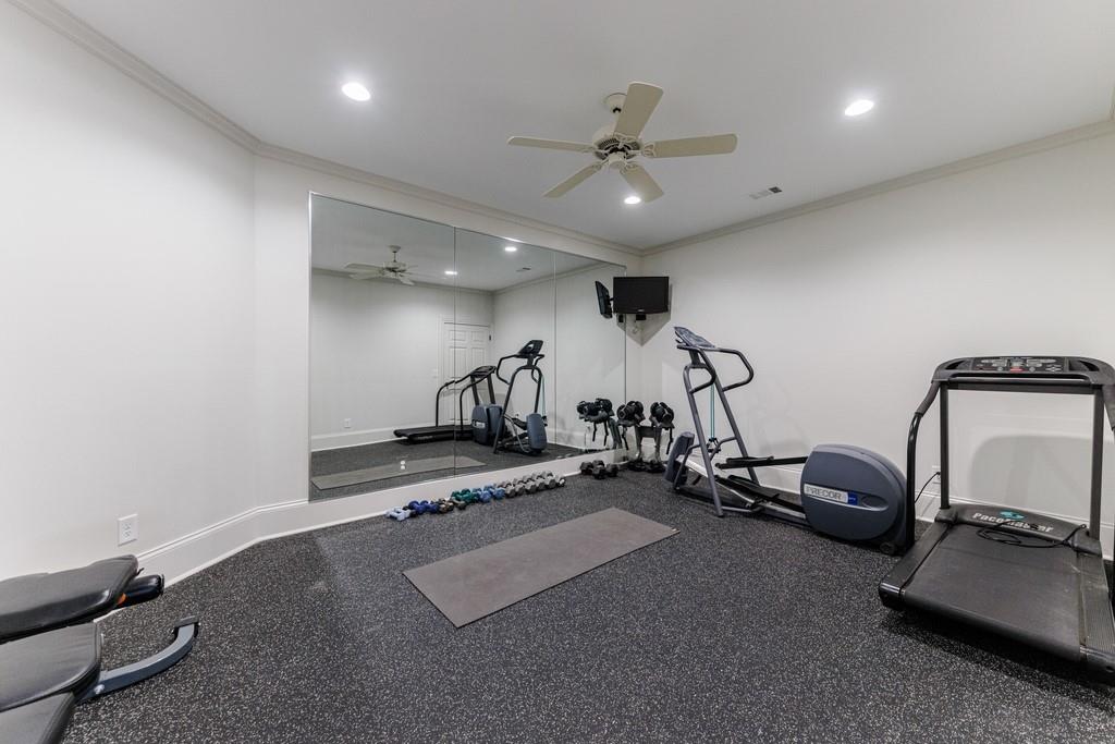 Terrace level work out room