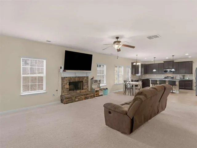 148 Delwood Drive, Mcdonough, Georgia 30252