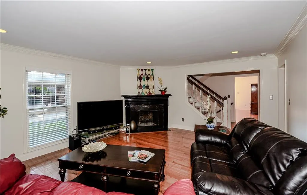 413 The North Chace, Atlanta, Georgia 30328, 4 Bedrooms Bedrooms, ,3 BathroomsBathrooms,Residential,Sold,413 The North Chace,5898599