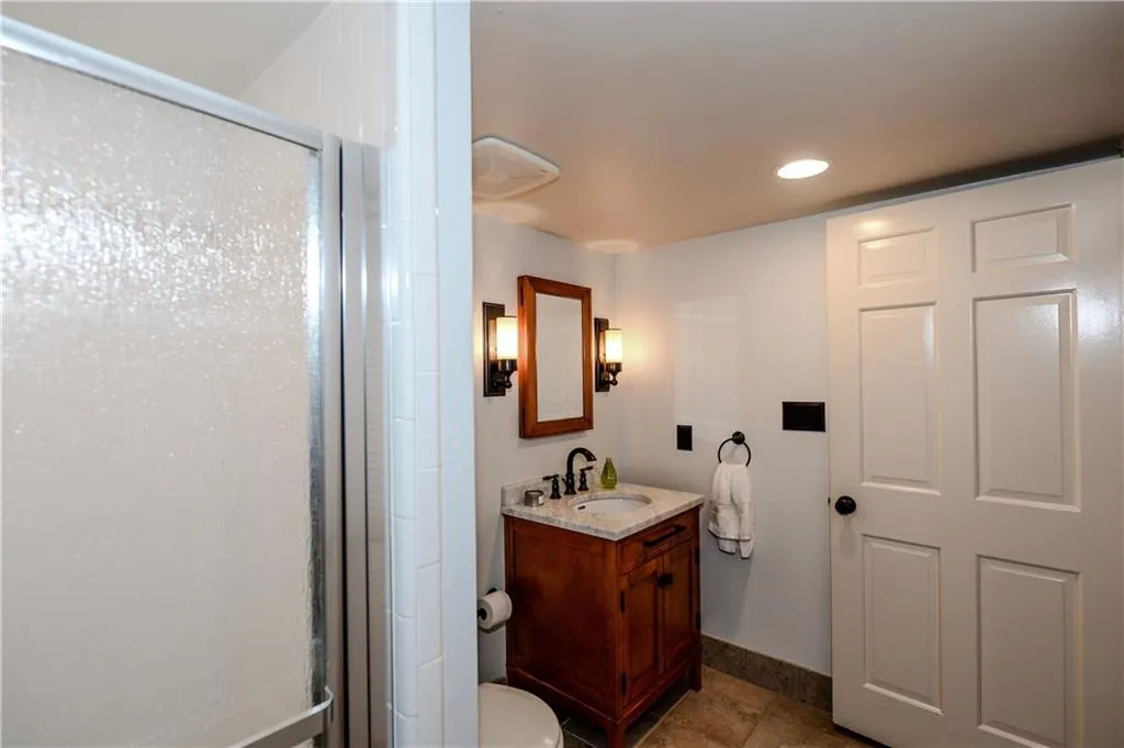 413 The North Chace, Atlanta, Georgia 30328, 4 Bedrooms Bedrooms, ,3 BathroomsBathrooms,Residential,Sold,413 The North Chace,5898599