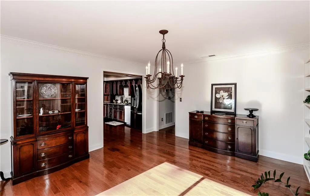 413 The North Chace, Atlanta, Georgia 30328, 4 Bedrooms Bedrooms, ,3 BathroomsBathrooms,Residential,Sold,413 The North Chace,5898599