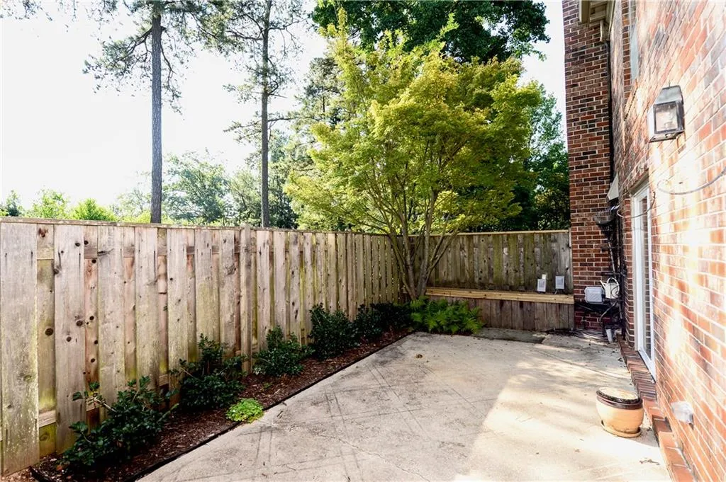 413 The North Chace, Atlanta, Georgia 30328, 4 Bedrooms Bedrooms, ,3 BathroomsBathrooms,Residential,Sold,413 The North Chace,5898599