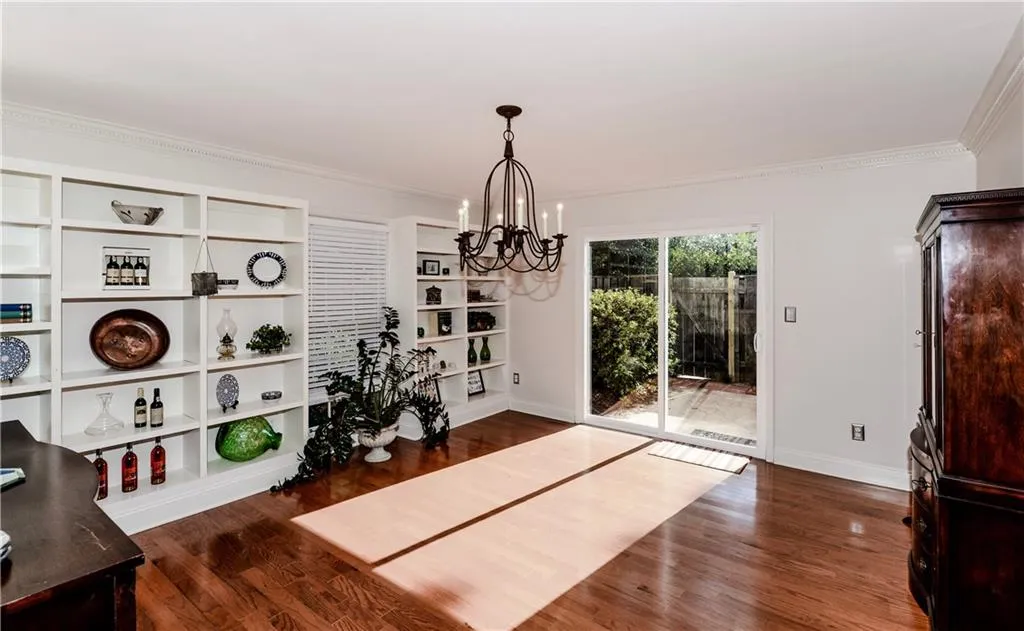 413 The North Chace, Atlanta, Georgia 30328, 4 Bedrooms Bedrooms, ,3 BathroomsBathrooms,Residential,Sold,413 The North Chace,5898599