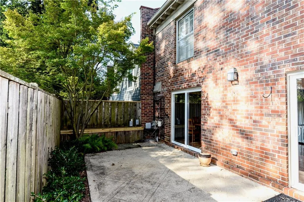 413 The North Chace, Atlanta, Georgia 30328, 4 Bedrooms Bedrooms, ,3 BathroomsBathrooms,Residential,Sold,413 The North Chace,5898599