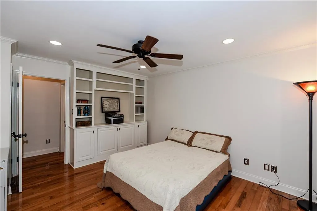 413 The North Chace, Atlanta, Georgia 30328, 4 Bedrooms Bedrooms, ,3 BathroomsBathrooms,Residential,Sold,413 The North Chace,5898599