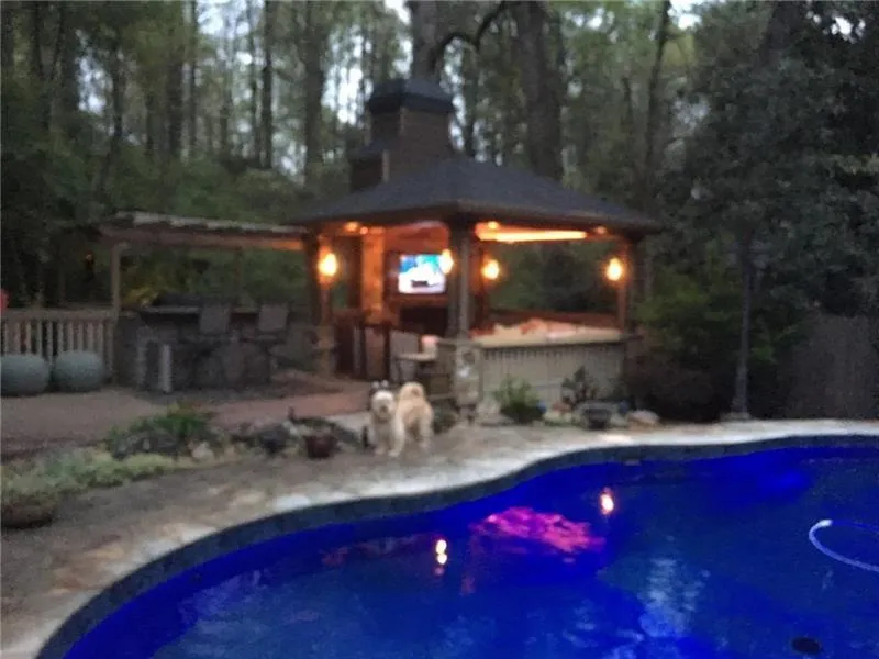 229 N Mill Road, Sandy Springs, Georgia 30328, 3 Bedrooms Bedrooms, ,3 BathroomsBathrooms,Residential,Sold,229 N Mill Road,6671535