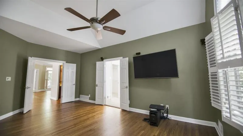 229 N Mill Road, Sandy Springs, Georgia 30328, 3 Bedrooms Bedrooms, ,3 BathroomsBathrooms,Residential,Sold,229 N Mill Road,6671535