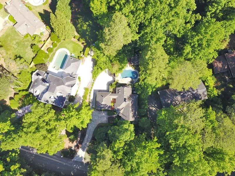 229 N Mill Road, Sandy Springs, Georgia 30328, 3 Bedrooms Bedrooms, ,3 BathroomsBathrooms,Residential,Sold,229 N Mill Road,6671535