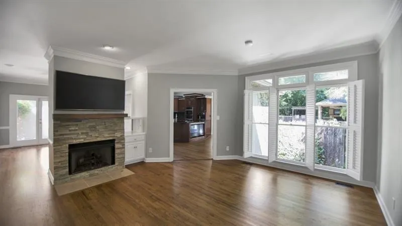 229 N Mill Road, Sandy Springs, Georgia 30328, 3 Bedrooms Bedrooms, ,3 BathroomsBathrooms,Residential,Sold,229 N Mill Road,6671535