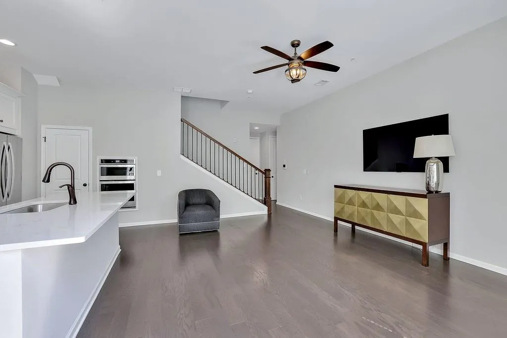 6828 Prelude Drive, Sandy Springs, Georgia 30328, 1 Bedroom Bedrooms, ,1 BathroomBathrooms,Residential,Sold,6828 Prelude Drive,7100999