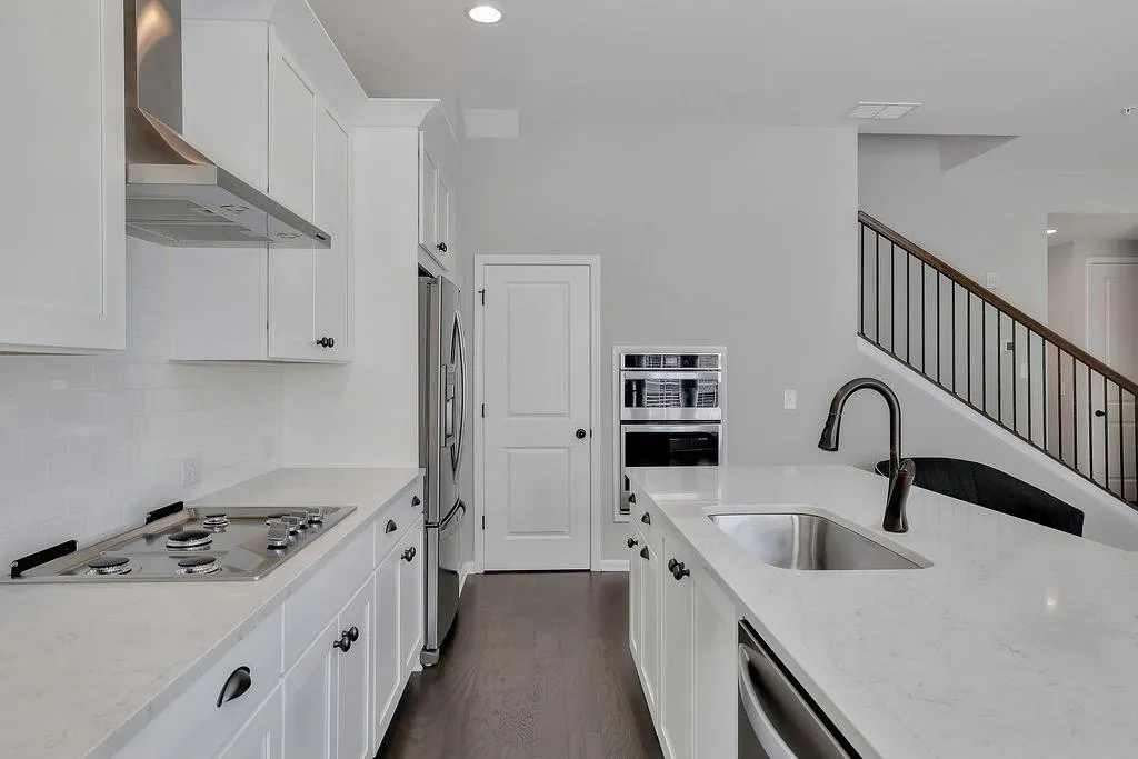 6828 Prelude Drive, Sandy Springs, Georgia 30328, 1 Bedroom Bedrooms, ,1 BathroomBathrooms,Residential,Sold,6828 Prelude Drive,7100999