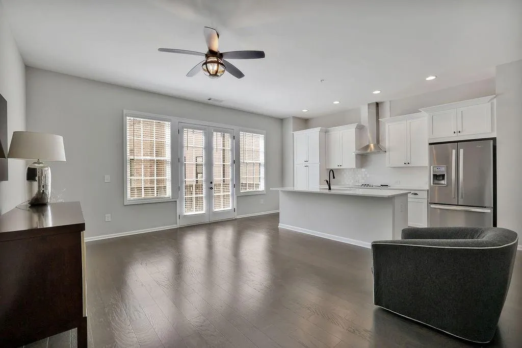6828 Prelude Drive, Sandy Springs, Georgia 30328, 1 Bedroom Bedrooms, ,1 BathroomBathrooms,Residential,Sold,6828 Prelude Drive,7100999