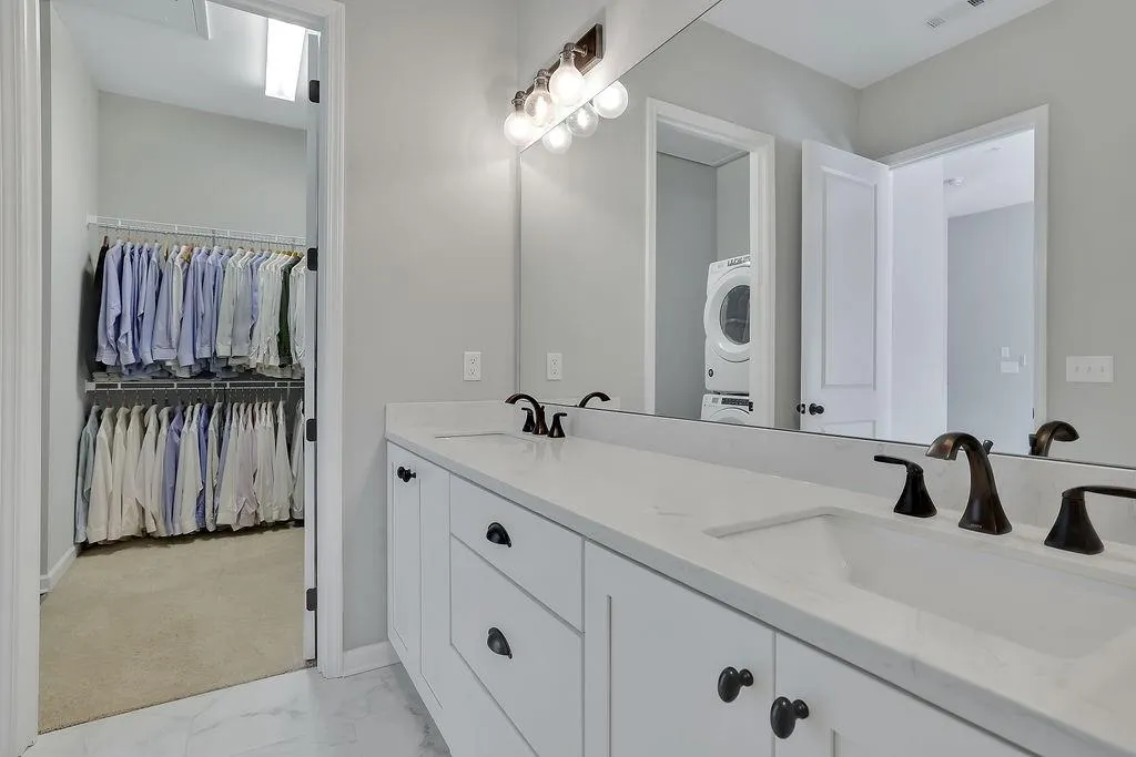6828 Prelude Drive, Sandy Springs, Georgia 30328, 1 Bedroom Bedrooms, ,1 BathroomBathrooms,Residential,Sold,6828 Prelude Drive,7100999