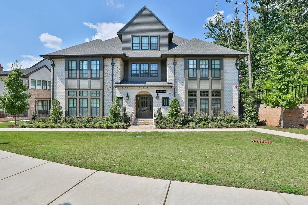 6828 Prelude Drive, Sandy Springs, Georgia 30328, 1 Bedroom Bedrooms, ,1 BathroomBathrooms,Residential,Sold,6828 Prelude Drive,7100999