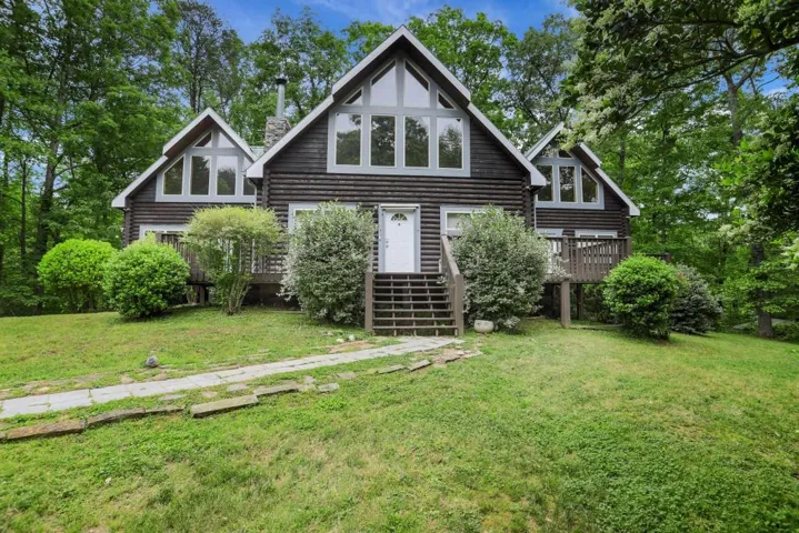 101 Yellow Bluff Road, Dahlonega, Georgia 30533