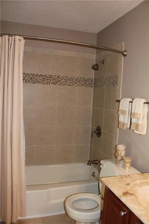 6900 Roswell Road Unit M2, Atlanta, Georgia 30328, 3 Bedrooms Bedrooms, ,2 BathroomsBathrooms,Residential,Sold,6900 Roswell Road Unit M2,5807222