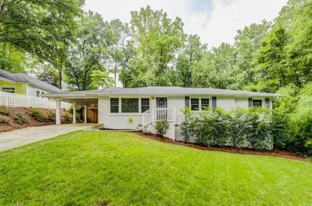 31 W Belle Isle Road Ne, Atlanta, Georgia 30342, 3 Bedrooms Bedrooms, ,2 BathroomsBathrooms,Residential,Sold,31 W Belle Isle Road Ne,6045600