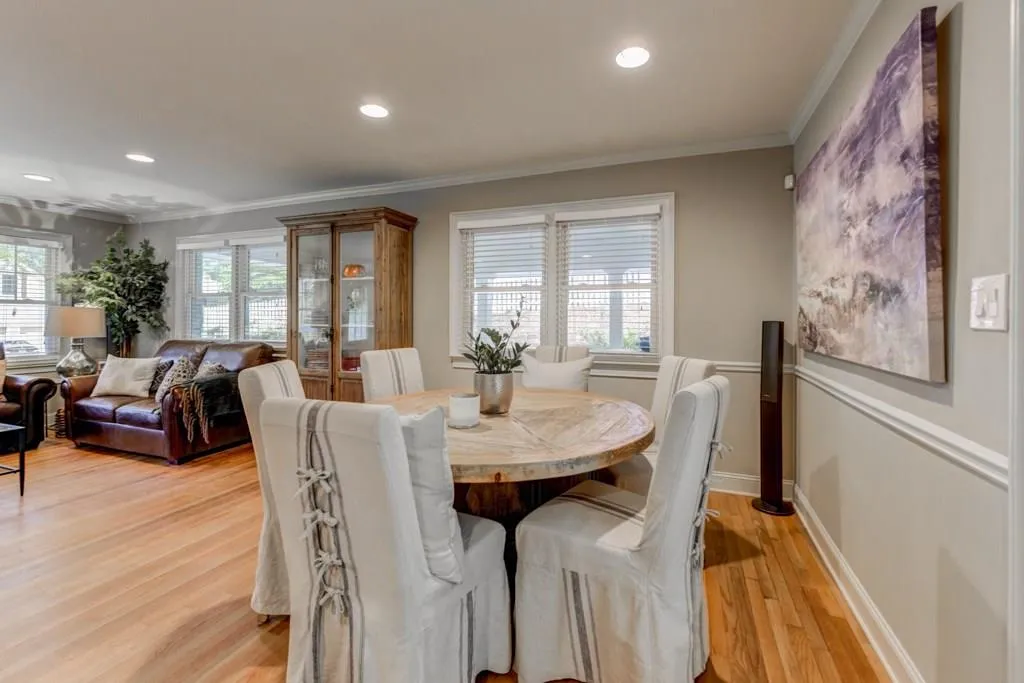 31 W Belle Isle Road Ne, Atlanta, Georgia 30342, 3 Bedrooms Bedrooms, ,2 BathroomsBathrooms,Residential,Sold,31 W Belle Isle Road Ne,6045600