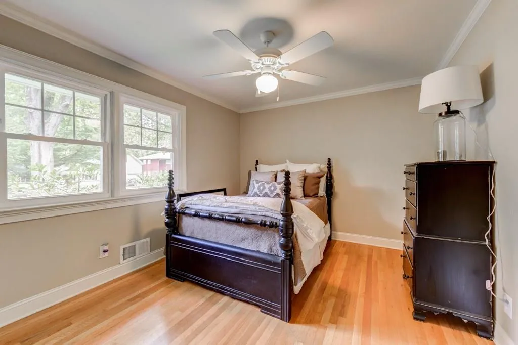 31 W Belle Isle Road Ne, Atlanta, Georgia 30342, 3 Bedrooms Bedrooms, ,2 BathroomsBathrooms,Residential,Sold,31 W Belle Isle Road Ne,6045600