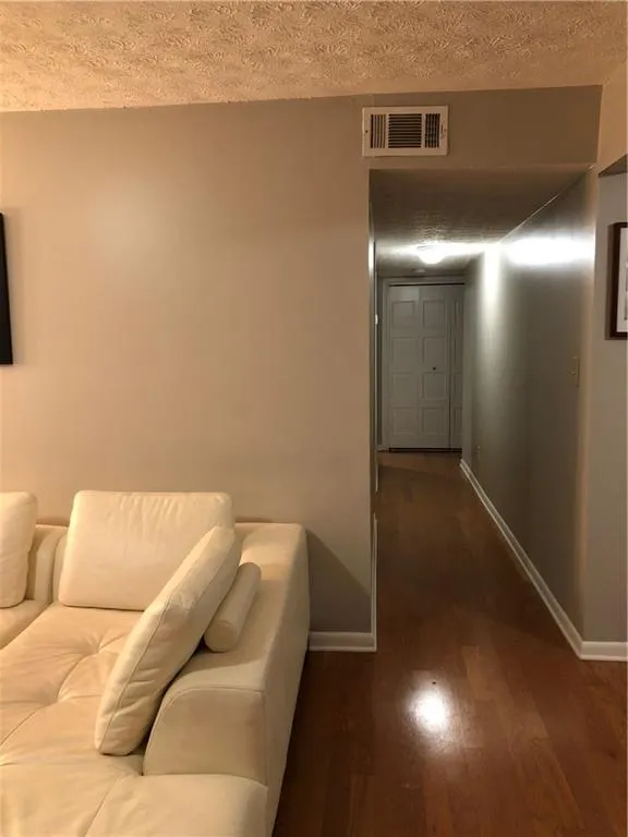 5147 Roswell Rd #7 Road Unit 7/47, Atlanta, Georgia 30342, 2 Bedrooms Bedrooms, ,1 BathroomBathrooms,Residential,Sold,5147 Roswell Rd #7 Road Unit 7/47,6116344