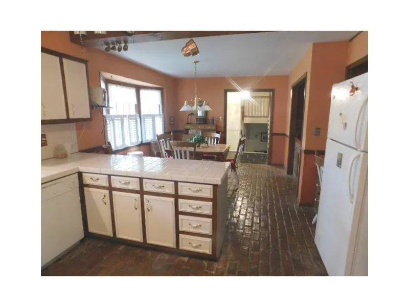 535 Tanacrest Circle, Sandy Springs, Georgia 30328, 4 Bedrooms Bedrooms, ,3 BathroomsBathrooms,Residential,Sold,535 Tanacrest Circle,5943732