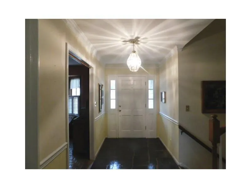 535 Tanacrest Circle, Sandy Springs, Georgia 30328, 4 Bedrooms Bedrooms, ,3 BathroomsBathrooms,Residential,Sold,535 Tanacrest Circle,5943732