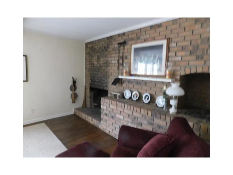 535 Tanacrest Circle, Sandy Springs, Georgia 30328, 4 Bedrooms Bedrooms, ,3 BathroomsBathrooms,Residential,Sold,535 Tanacrest Circle,5943732