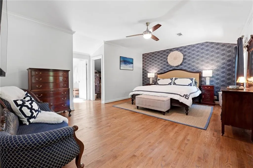 705 E Northway Lane, Atlanta, Georgia 30342, 3 Bedrooms Bedrooms, ,3 BathroomsBathrooms,Residential,For Sale,705 E Northway Lane,7754711