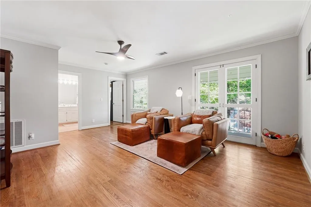 705 E Northway Lane, Atlanta, Georgia 30342, 3 Bedrooms Bedrooms, ,3 BathroomsBathrooms,Residential,For Sale,705 E Northway Lane,7754711