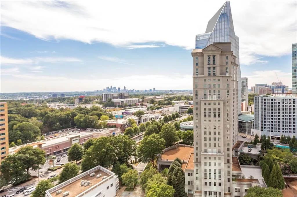 3324 Peachtree Road Ne Unit 2108, Atlanta, Georgia 30326, 1 Bedroom Bedrooms, ,1 BathroomBathrooms,Residential,For Sale,3324 Peachtree Road Ne Unit 2108,7634270